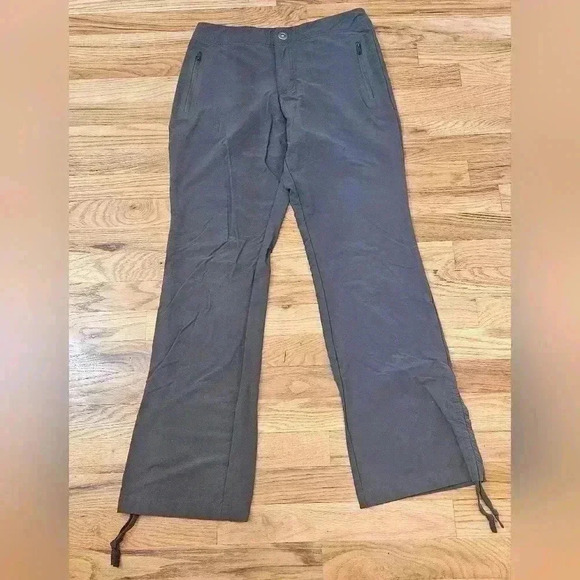 Cabelas 96% Nylon 4 % Spandex Pants Size 4 Reg. EUC - Picture 1 of 13